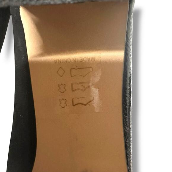 Perlina Pumps Peaches Low Block Heel Gold Details Suede and Patent Leather 9.5M - Picture 12 of 16